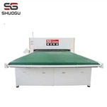 Popolnoma avtomatski laminator solarnih modulov